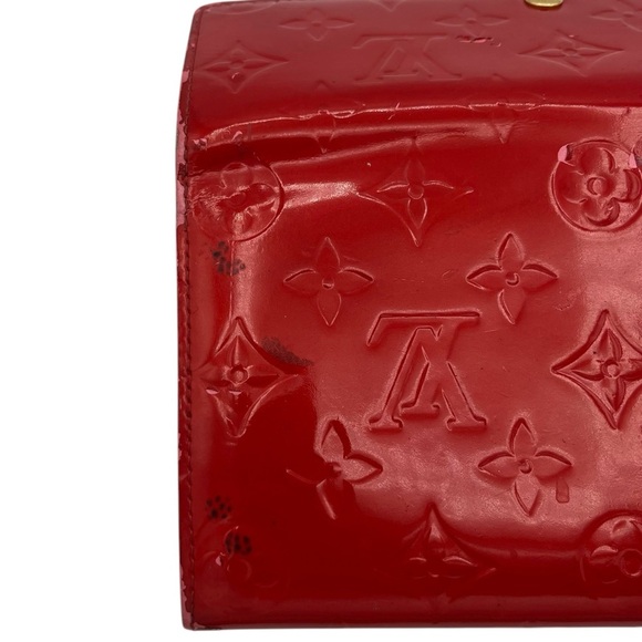 Pre-loved Louis Vuitton Red Vernis Sarah Wallet - Picture 12 of 13